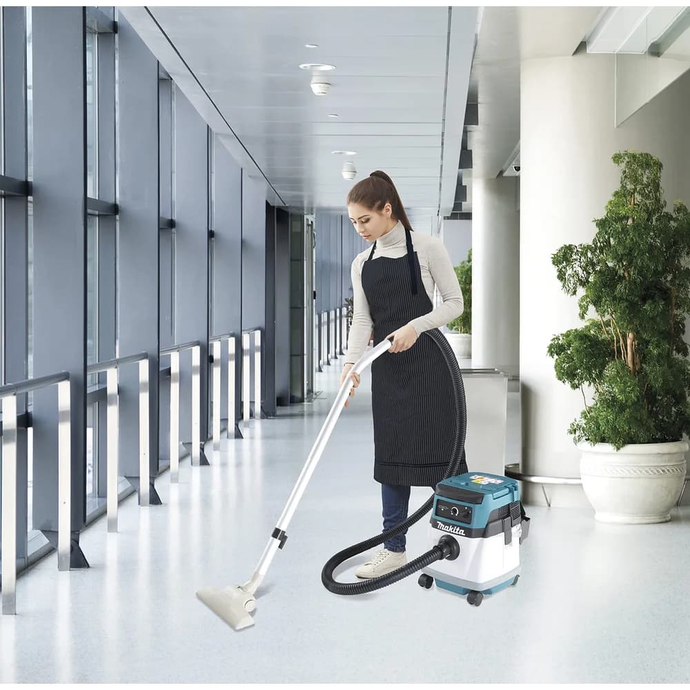 Makita DVC150LZ Akku-Staubsauger
