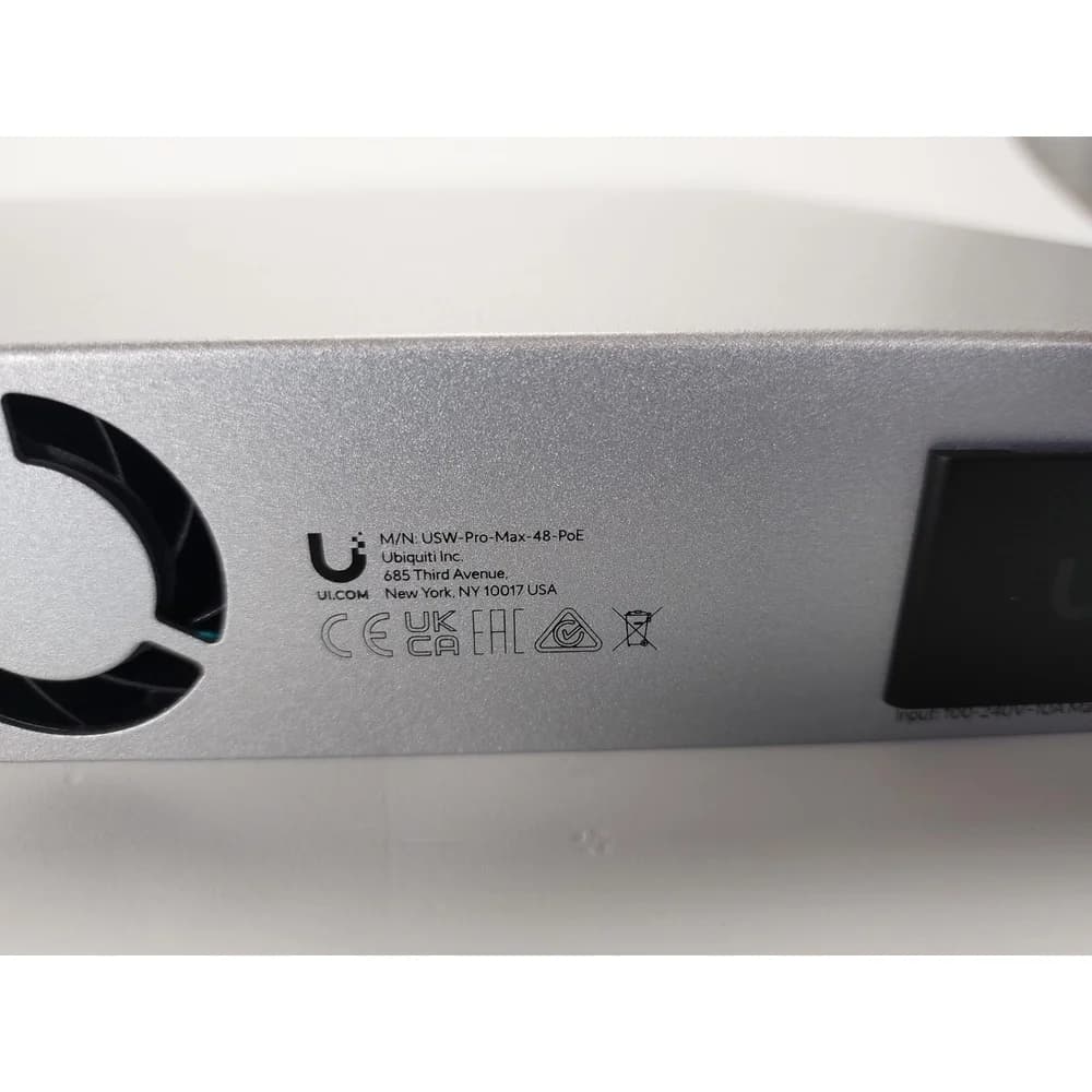 Ubiquiti UniFi USW-PRO-MAX-48-POE Etherlighting Switch