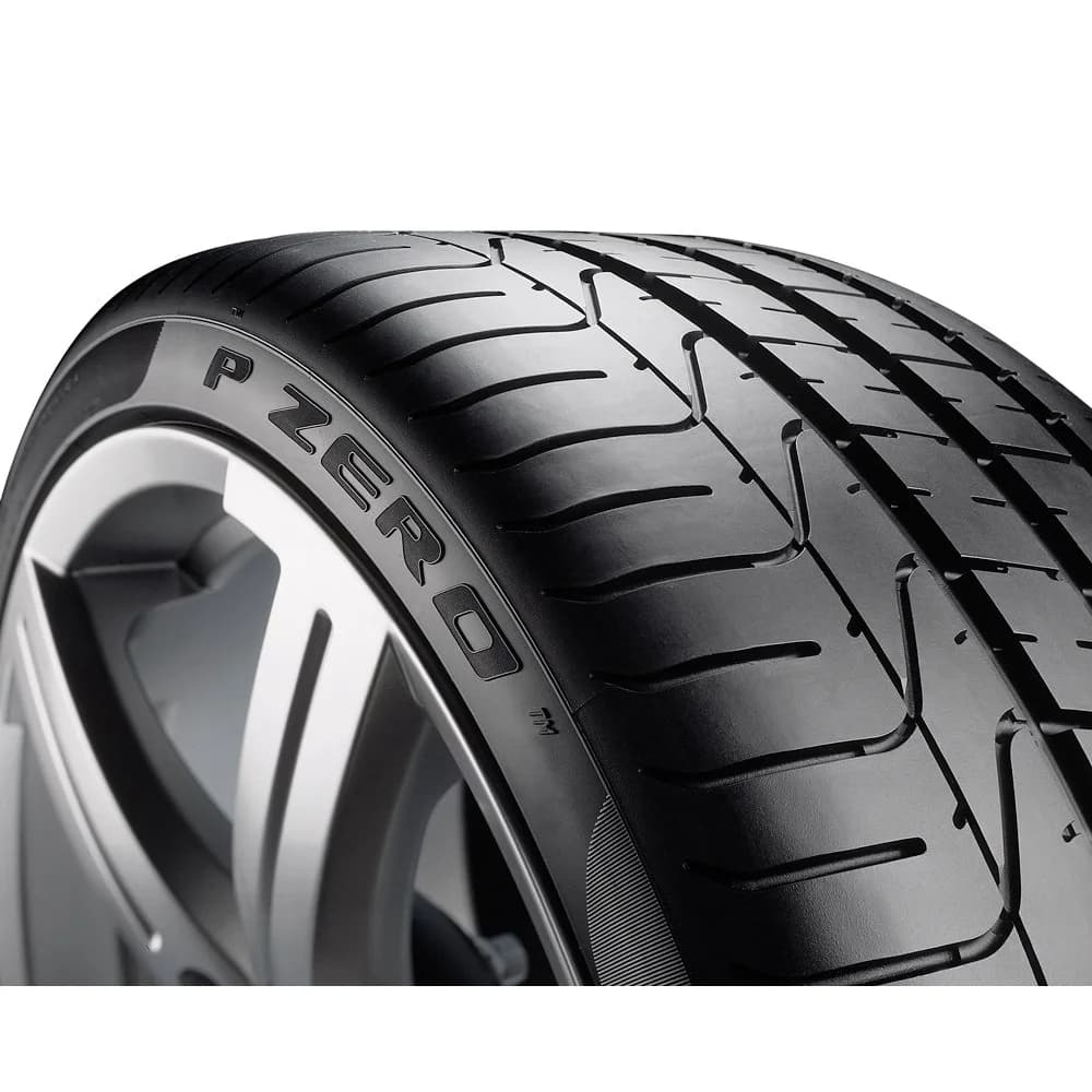 Pirelli P Zero 305/35 R20 104Y Sommerreifen