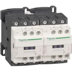 Reversing contactor