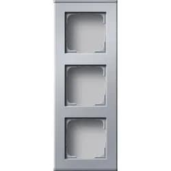 Gira Gehäuse 3-fach alu 136326