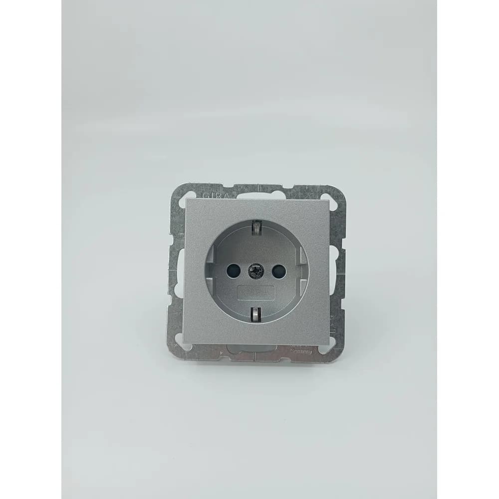 Gira Steckdose SH 445326